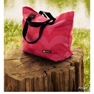 NWT ADIDAS X MARIMEKKO Vibrant Pink Tote with Black Straps